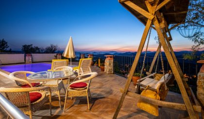 Bademli Köşk Söğüt 